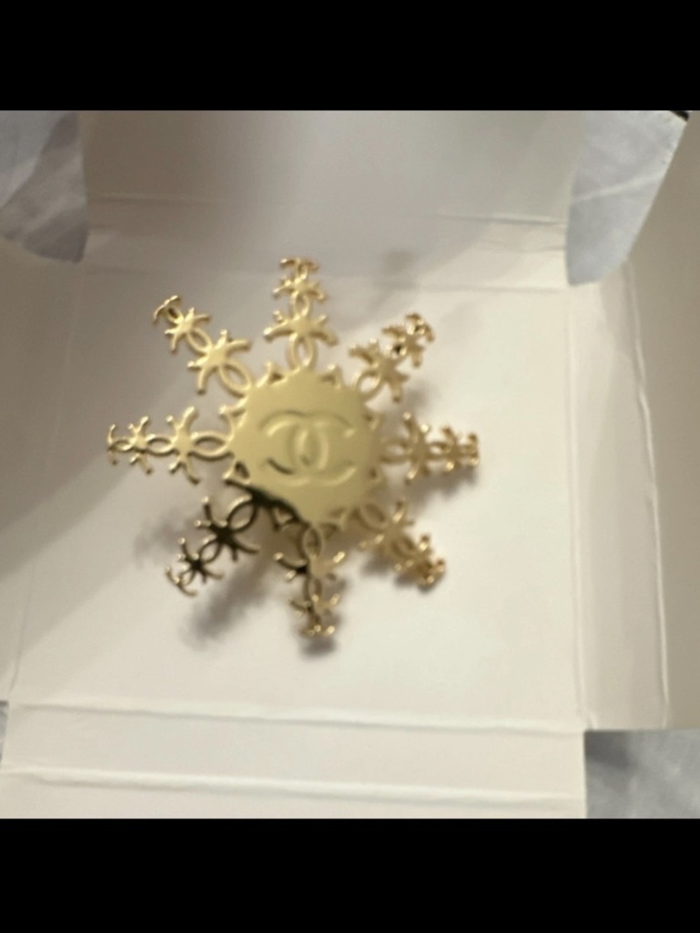 Gold Snowflake Pendant Necklace - GWP